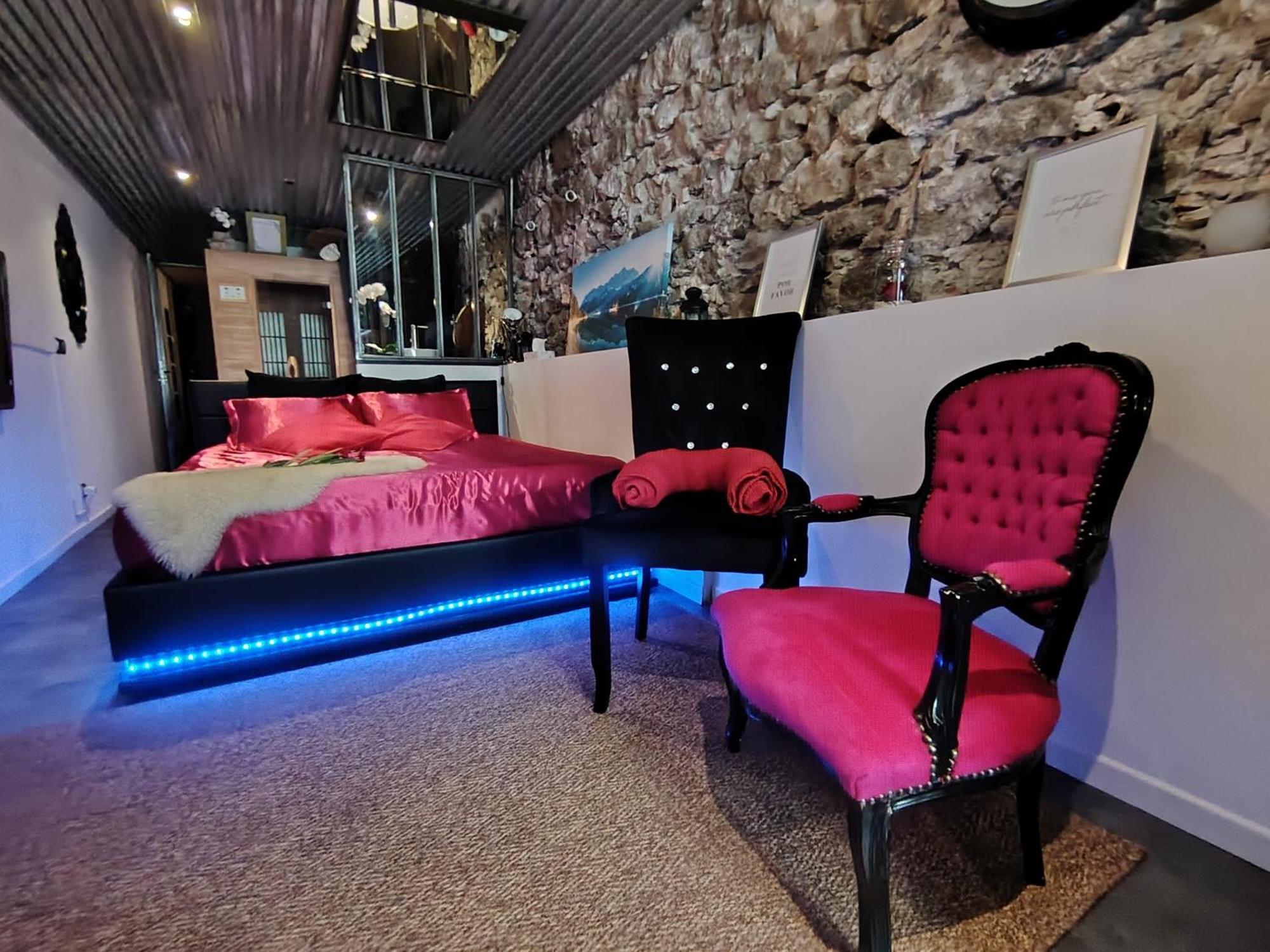 Sweet Loft Grenoble-Love Room Avec Jacuzzi & Sauna Esterno foto