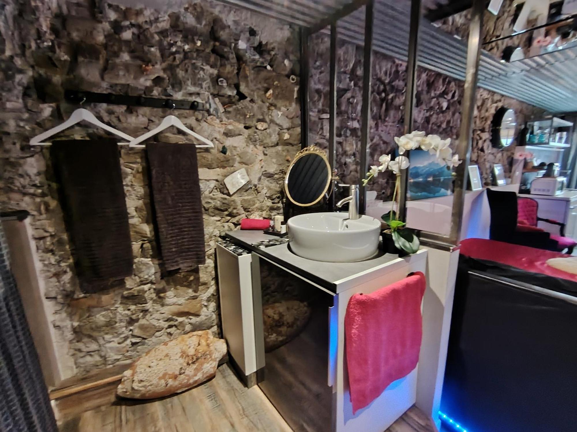 Sweet Loft Grenoble-Love Room Avec Jacuzzi & Sauna Esterno foto